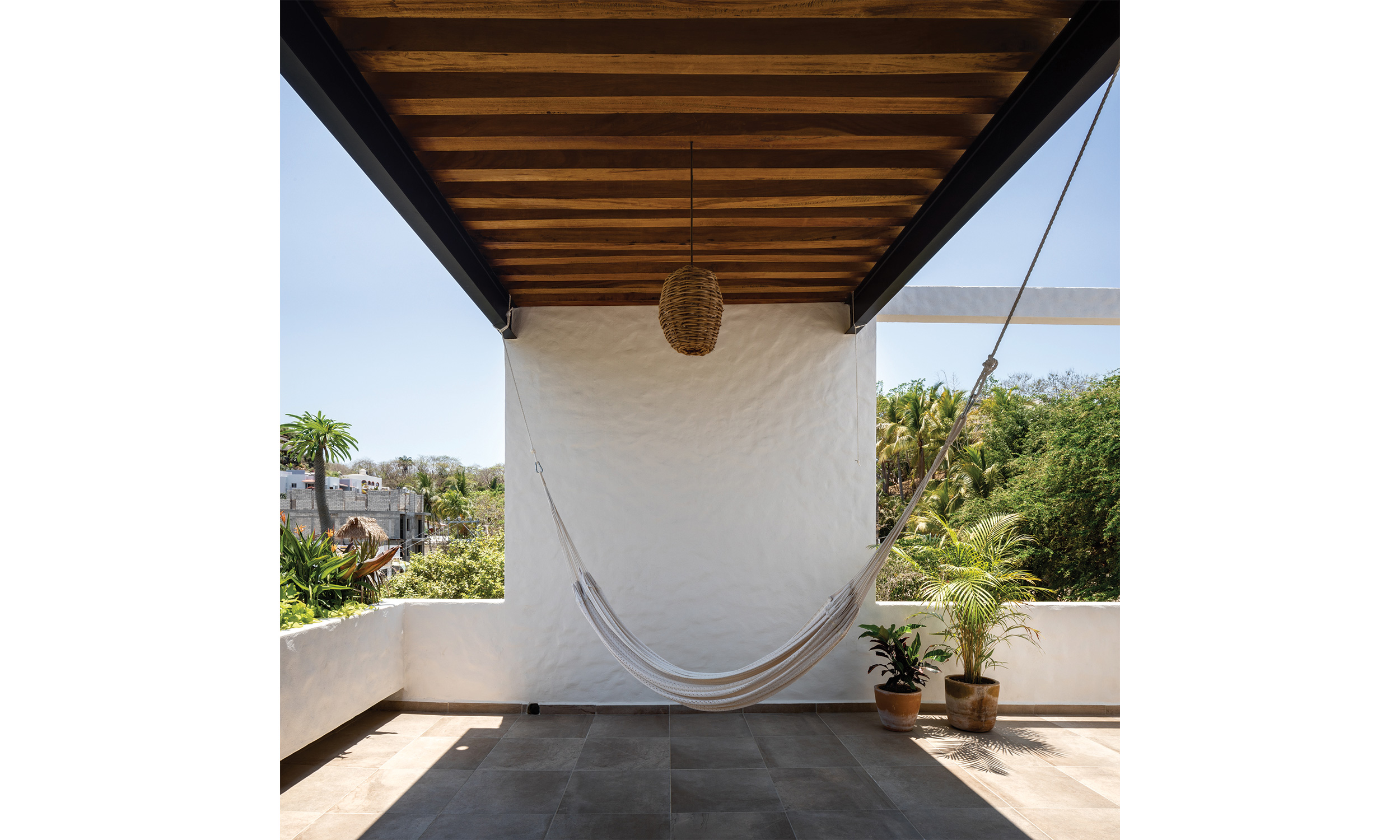 main_office_casa_galería_rafaél_gamo_1176_hammock