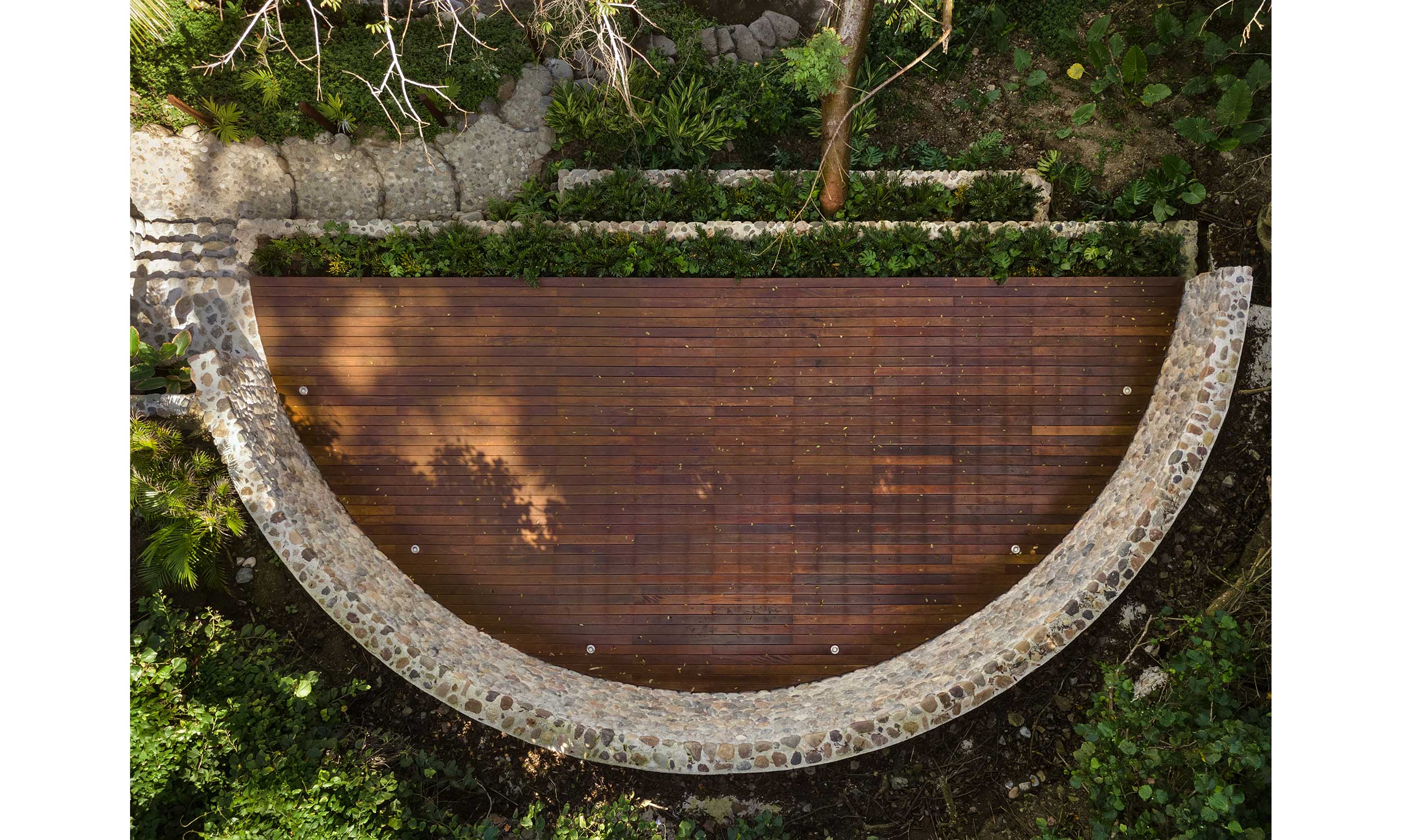 main_office_villa_pelicanos_platform_02